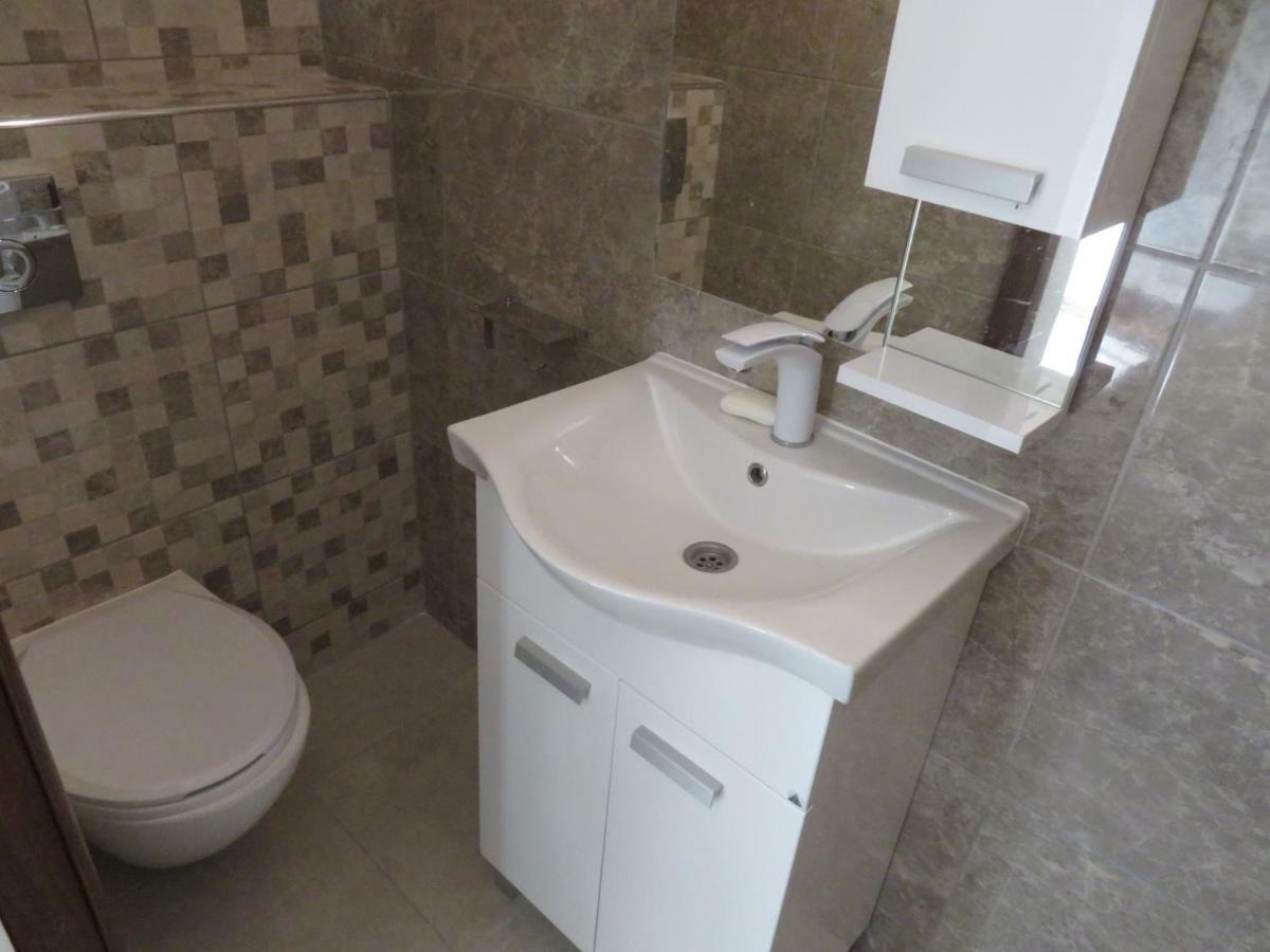 Vila Velvet Hotel Starigrad Paklenica Eksteriør billede